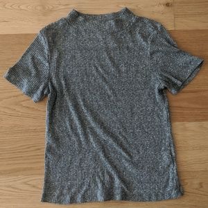 BP. grey short sleeved ribbed tee mock neck xs